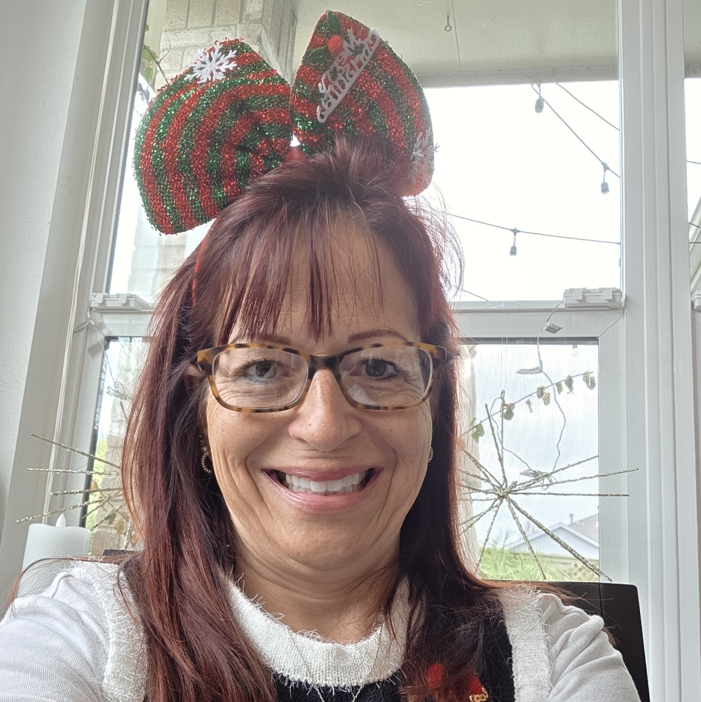 Meet your Posher, Carrie